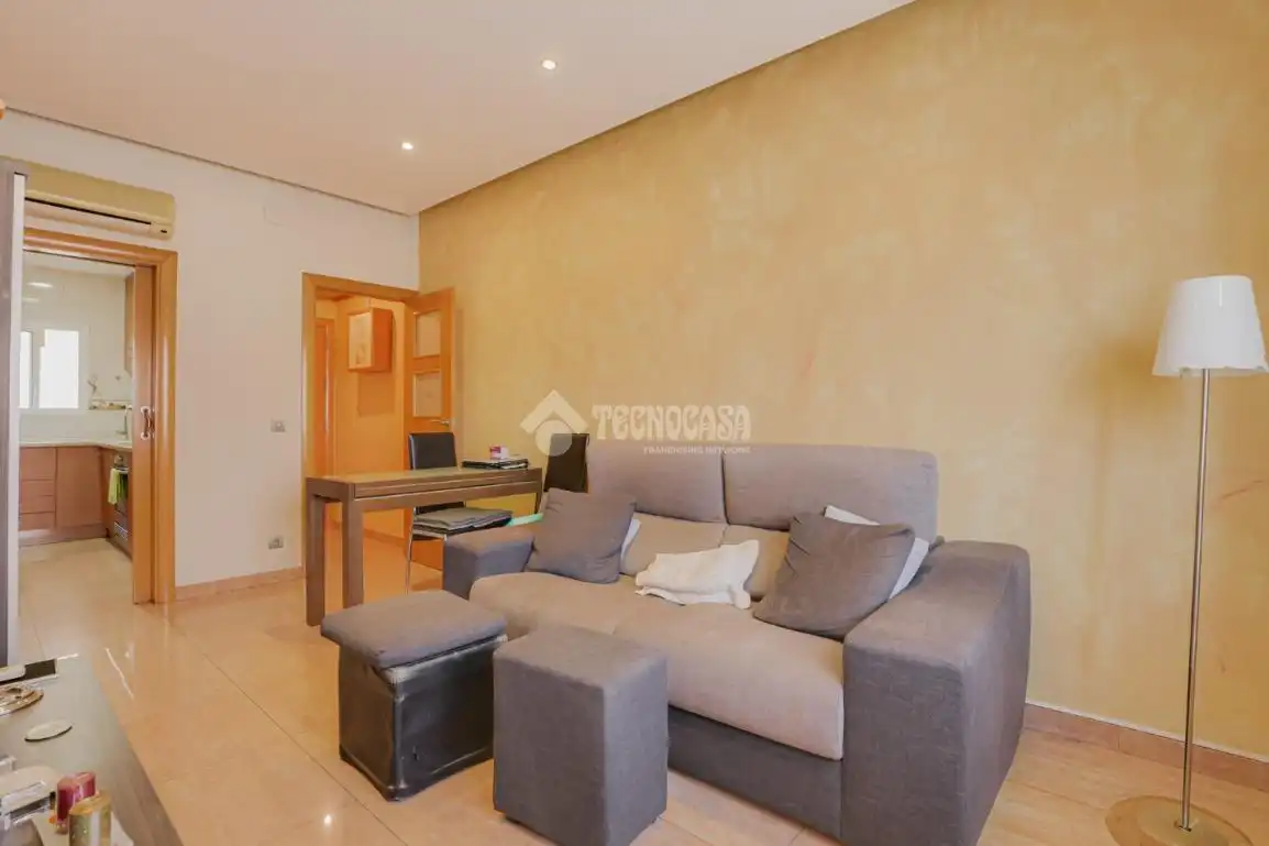 Flat for sale in Sant Andreu, imagen 7