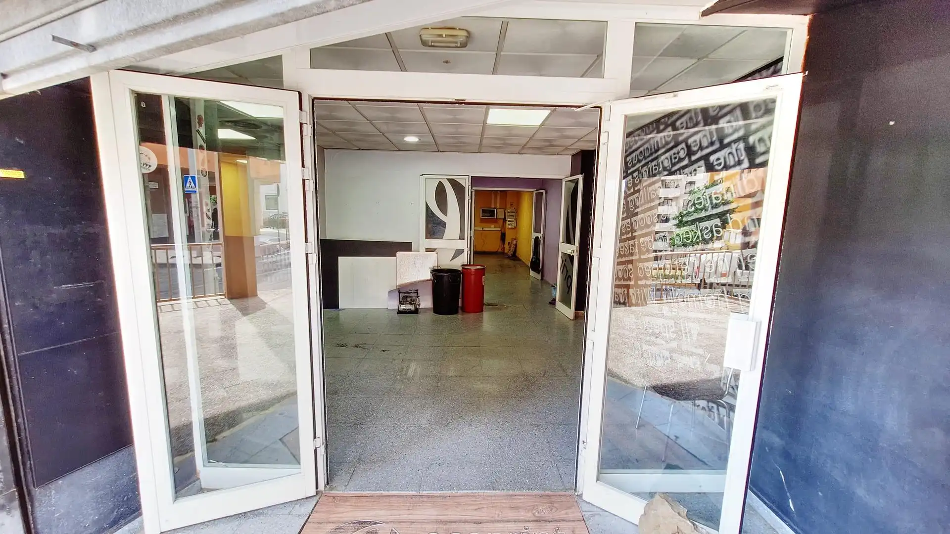Business premises for sale in Bajadilla - Fuente Nueva