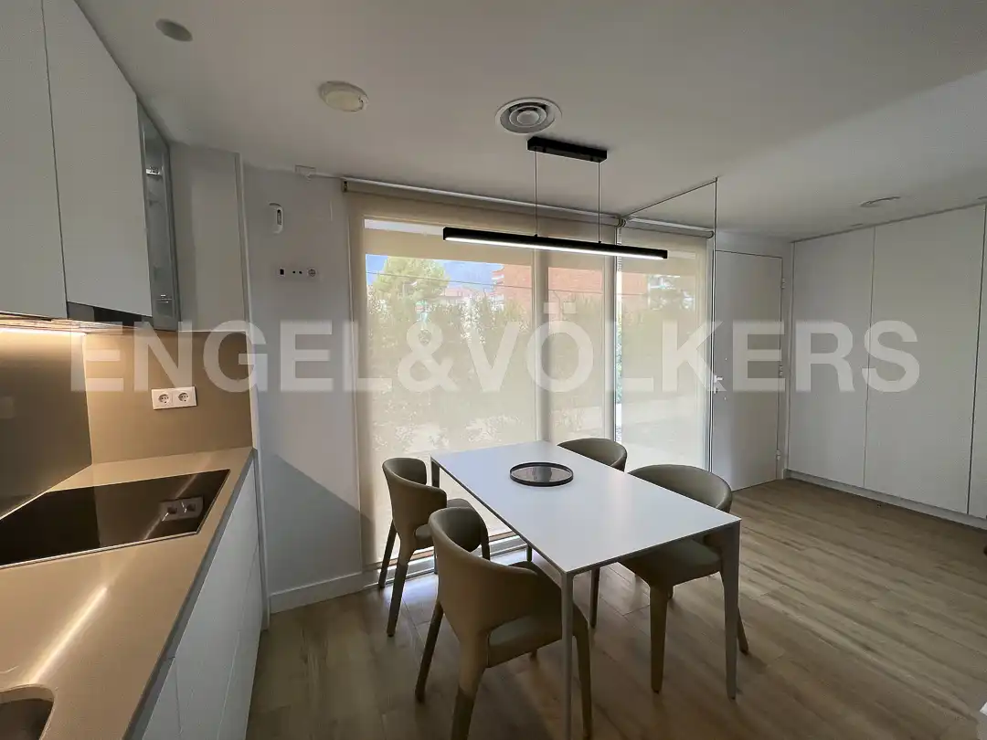 Esszimmer von Haus oder Chalet zur Miete in Gavà mit Klimaanlage, Heizung und Privatgarten