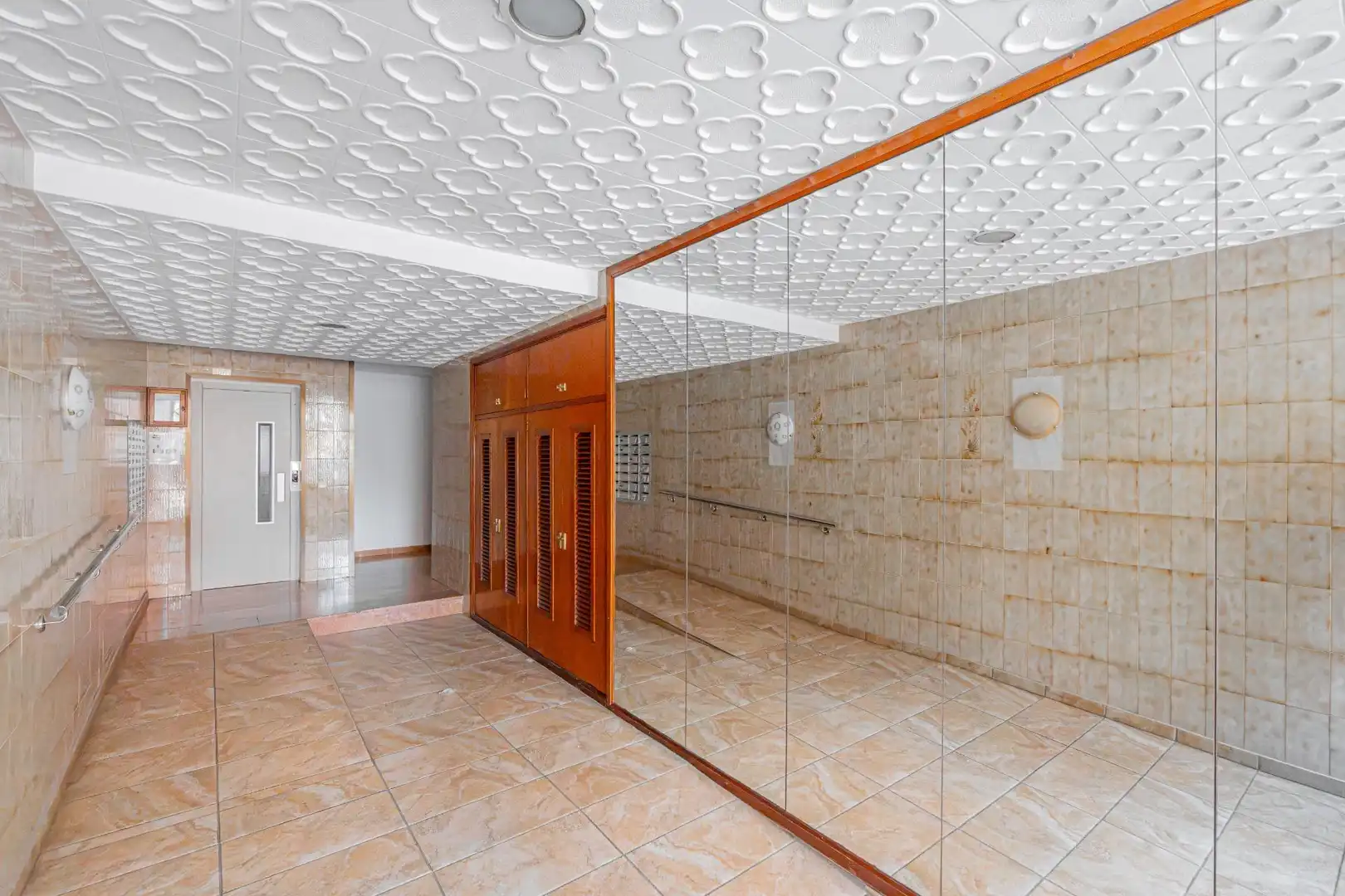 Flat for sale in  Palma de Mallorca  with Air Conditioner, Heating and Balcony