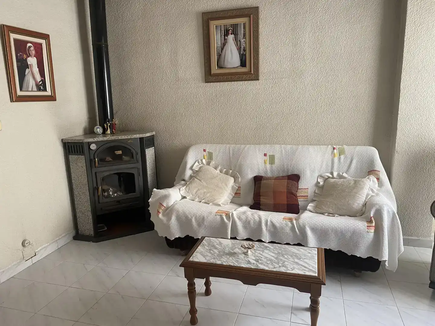 Sala de estar de Casa adosada en venta en Almoradí con Aire acondicionado y Balcón