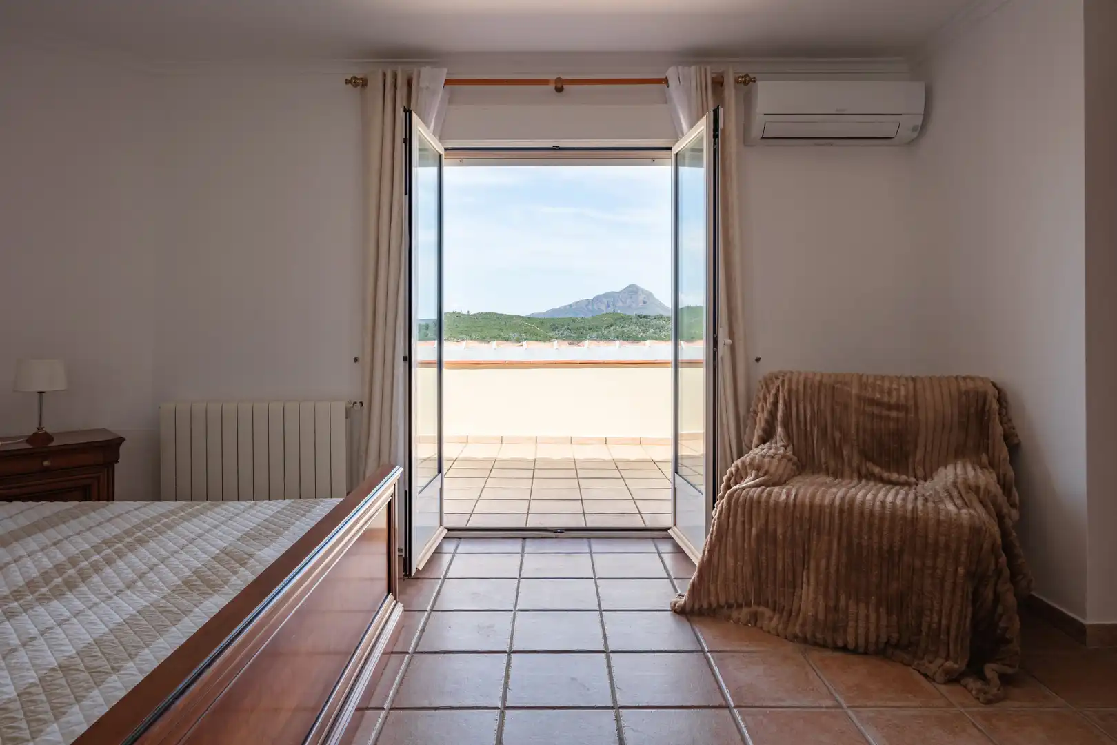 Bedroom of Houses for sale in Jávea / Xàbia  with Air Conditioner, Private garden and Terrace