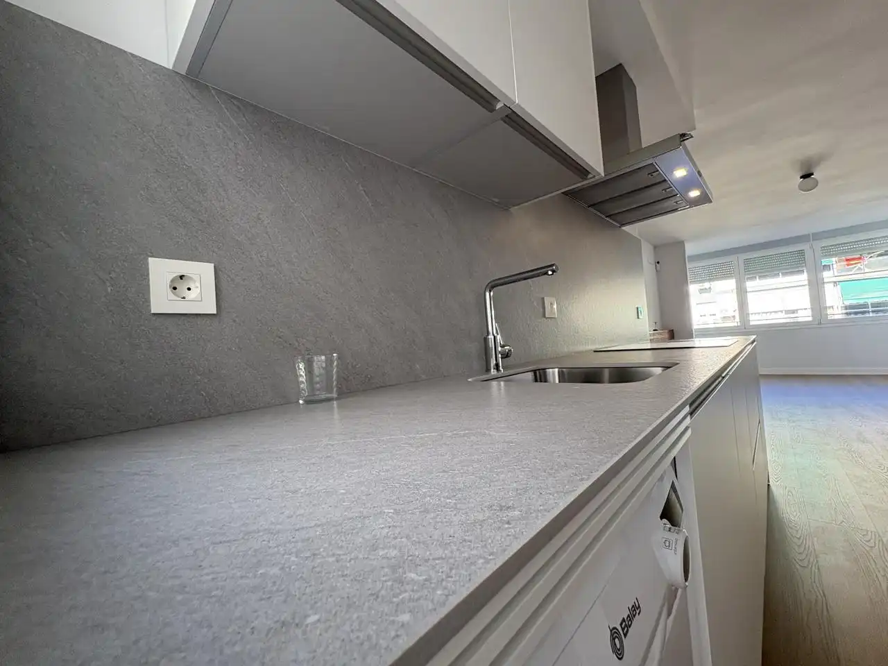 Küche von Wohnung zur Miete in Madrid mit Klimaanlage und Heizung