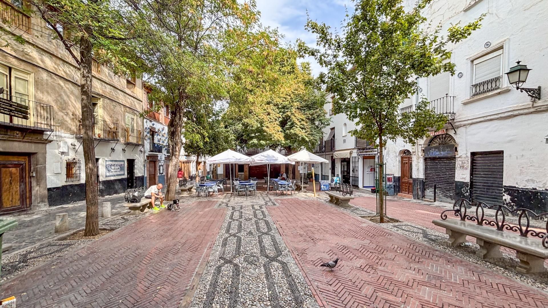Vista exterior de Casa o xalet en venda en  Granada Capital