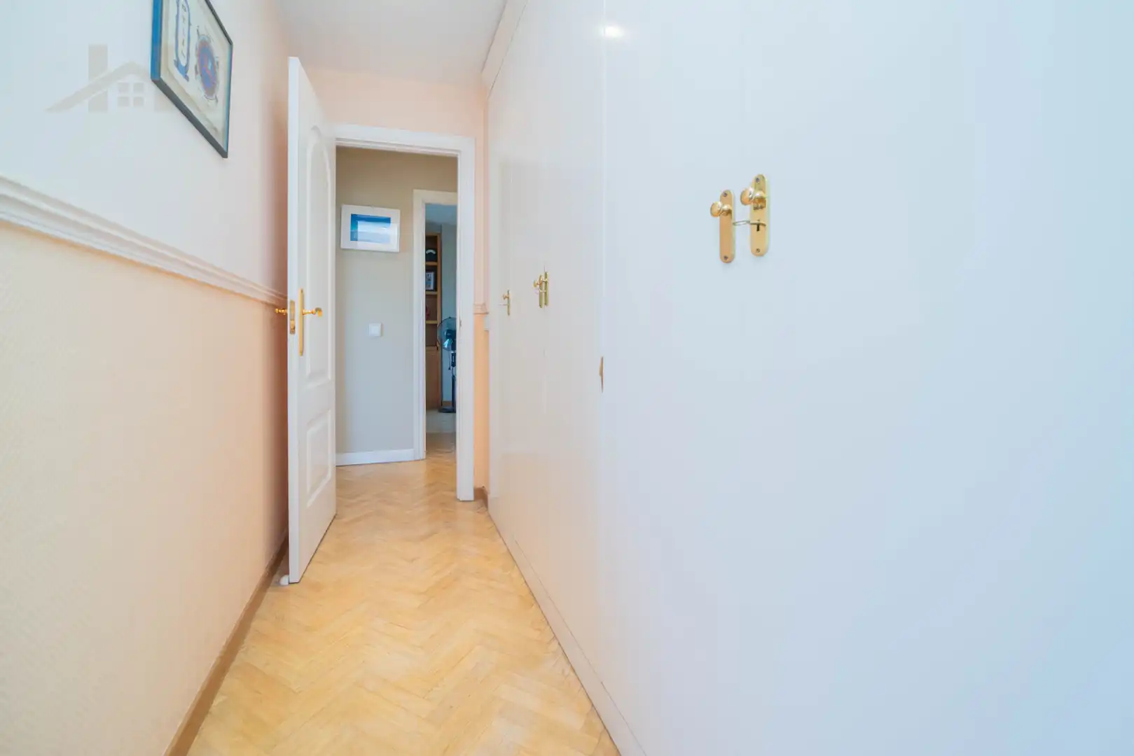 Wohnung zum Verkauf in Alcobendas mit Klimaanlage, Heizung und Parkett