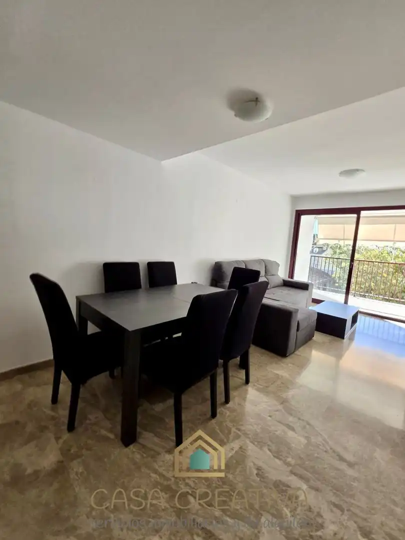 Piso en venta en Calle Miguel Angel Blanco, Casco Urbano