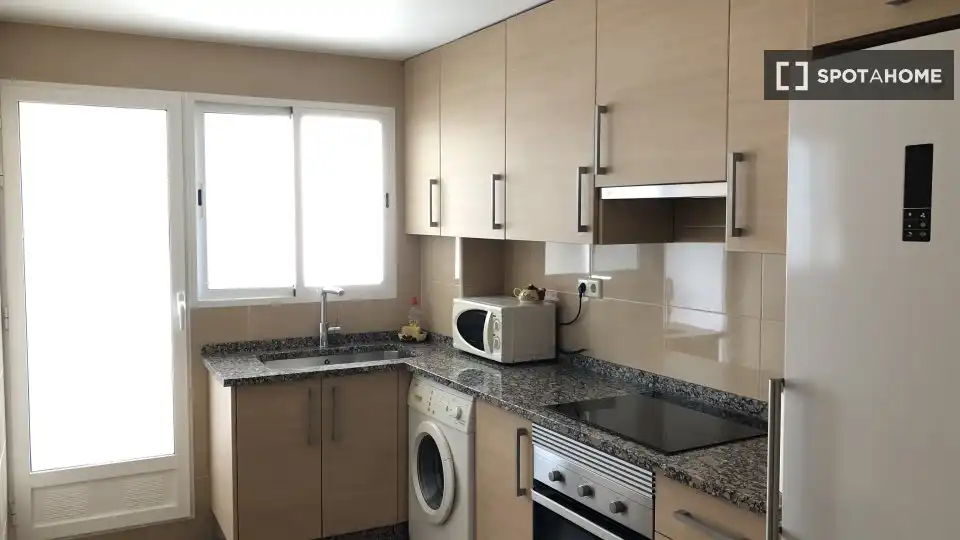 Kitchen of Flat for rent in Valencia  with Air Conditioner, Heating and Furnished