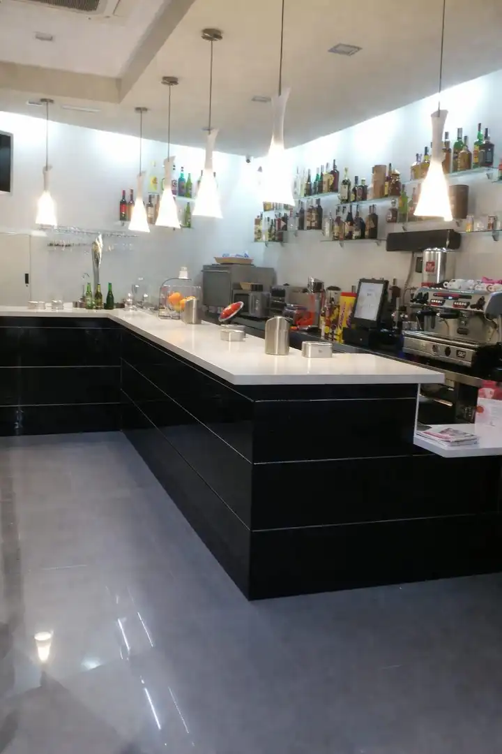 Local comercial en venda a Adra