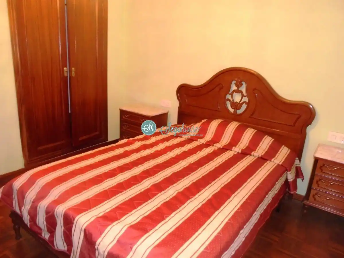 Habitación de Piso en venta en Segovia con Calefacción, Parquet y Trastero