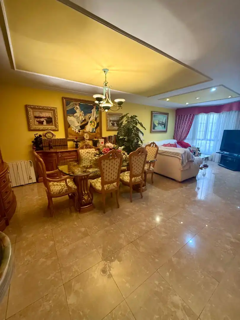 Comedor de Casa adosada en venta en Sedaví con Amueblado