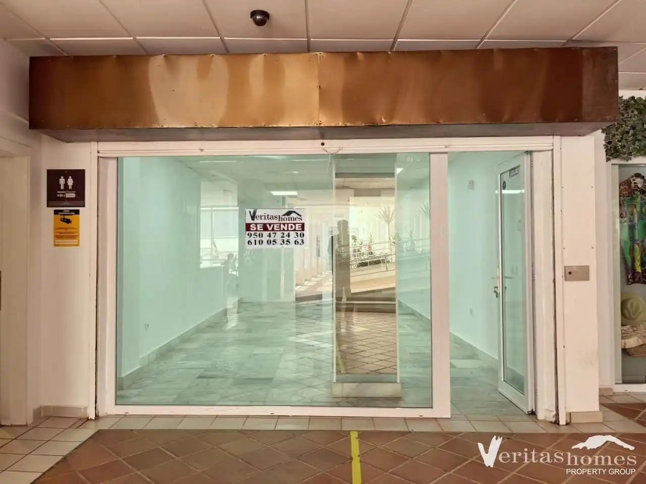 Local comercial en venda a El Palmeral