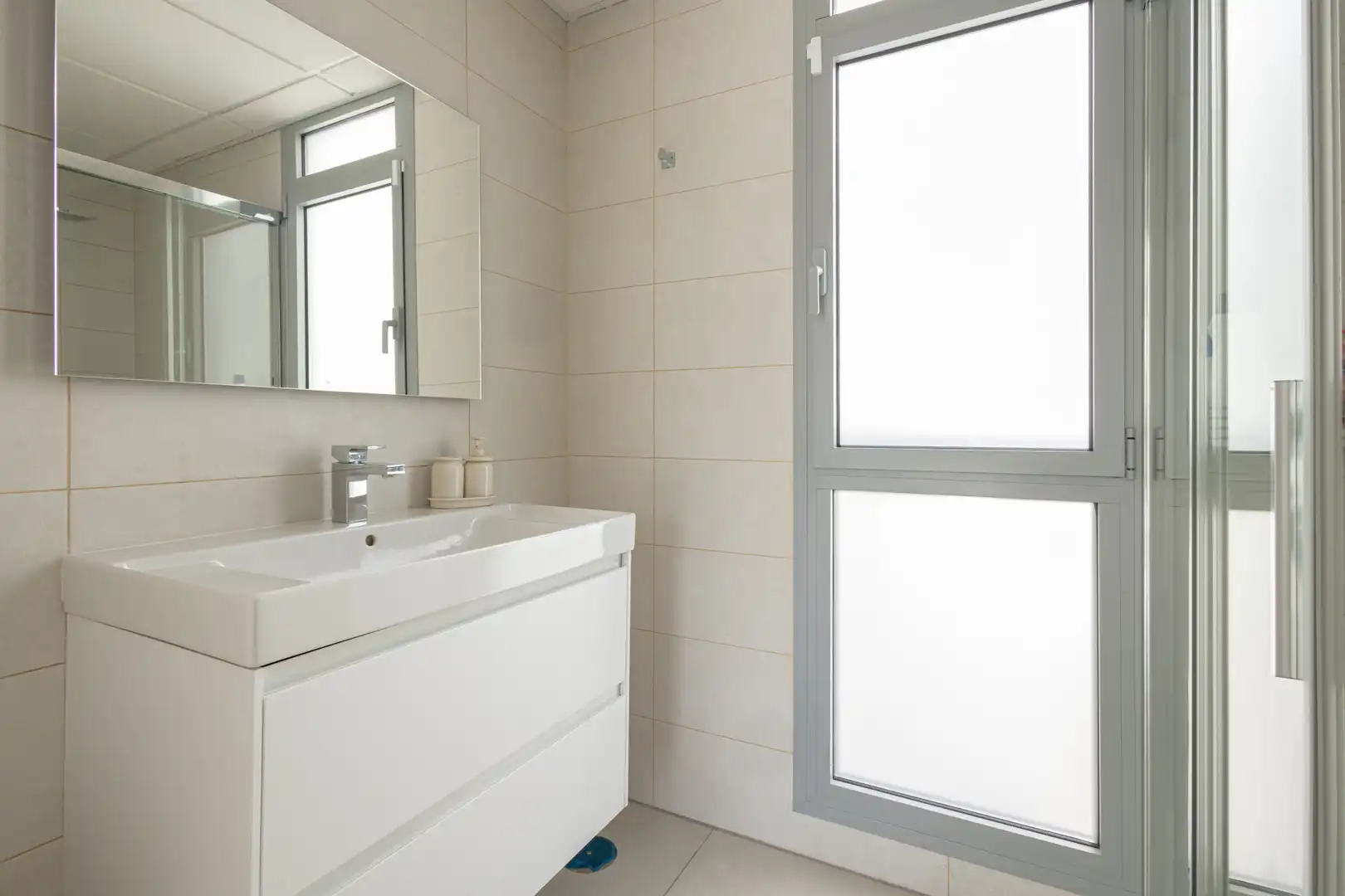 Bathroom of Attic for sale in Marbella  with Air Conditioner, Heating and Terrace