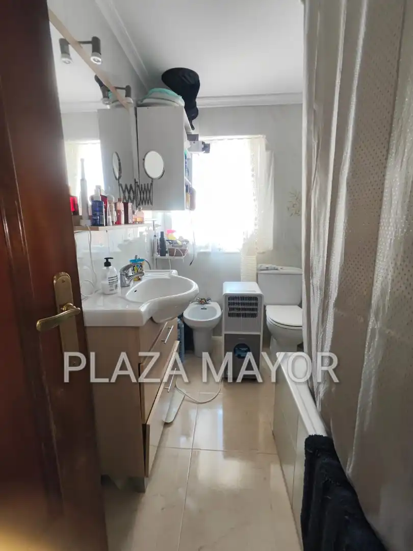 Àtic en venda en Villares de la Reina amb Calefacció, Parquet i Terrassa