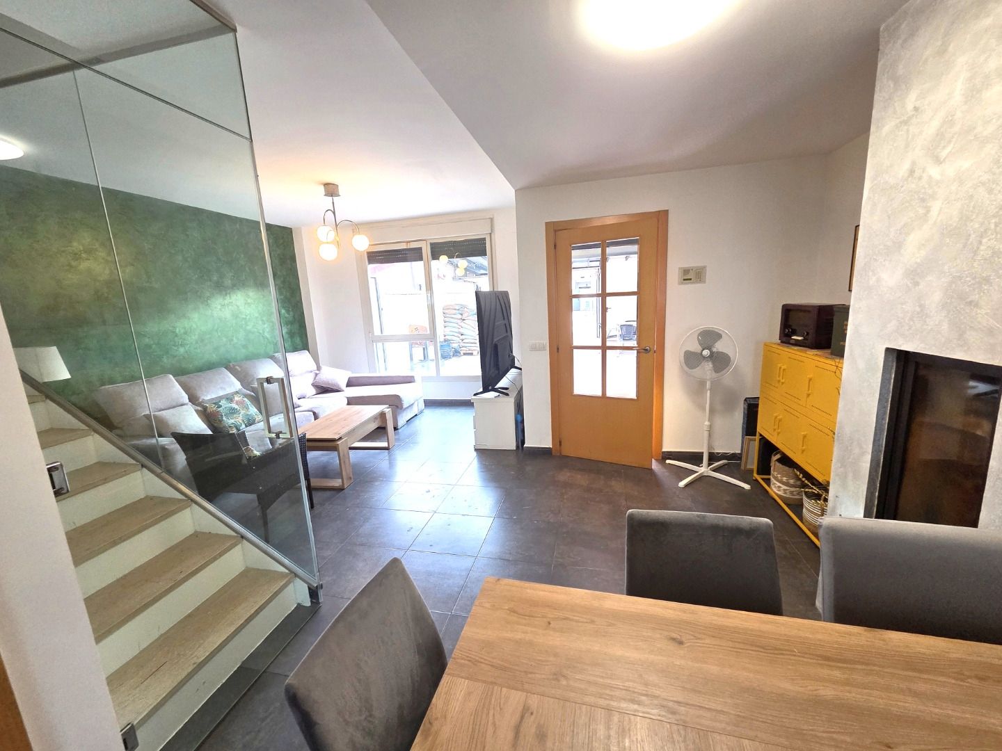 Living room of Single-family semi-detached for sale in Orbaneja Riopico  with Heating, Private garden and Parquet flooring