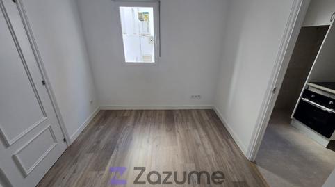 Foto 5 de Apartamento de alquiler en Av. de la Ciudad de Barcelona, Pacífico,  Madrid Capital