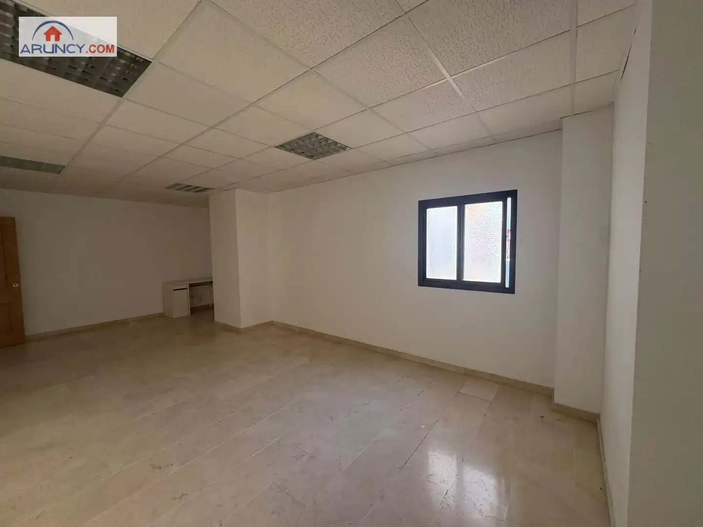 Büro zur Miete in Colores - Entreparques