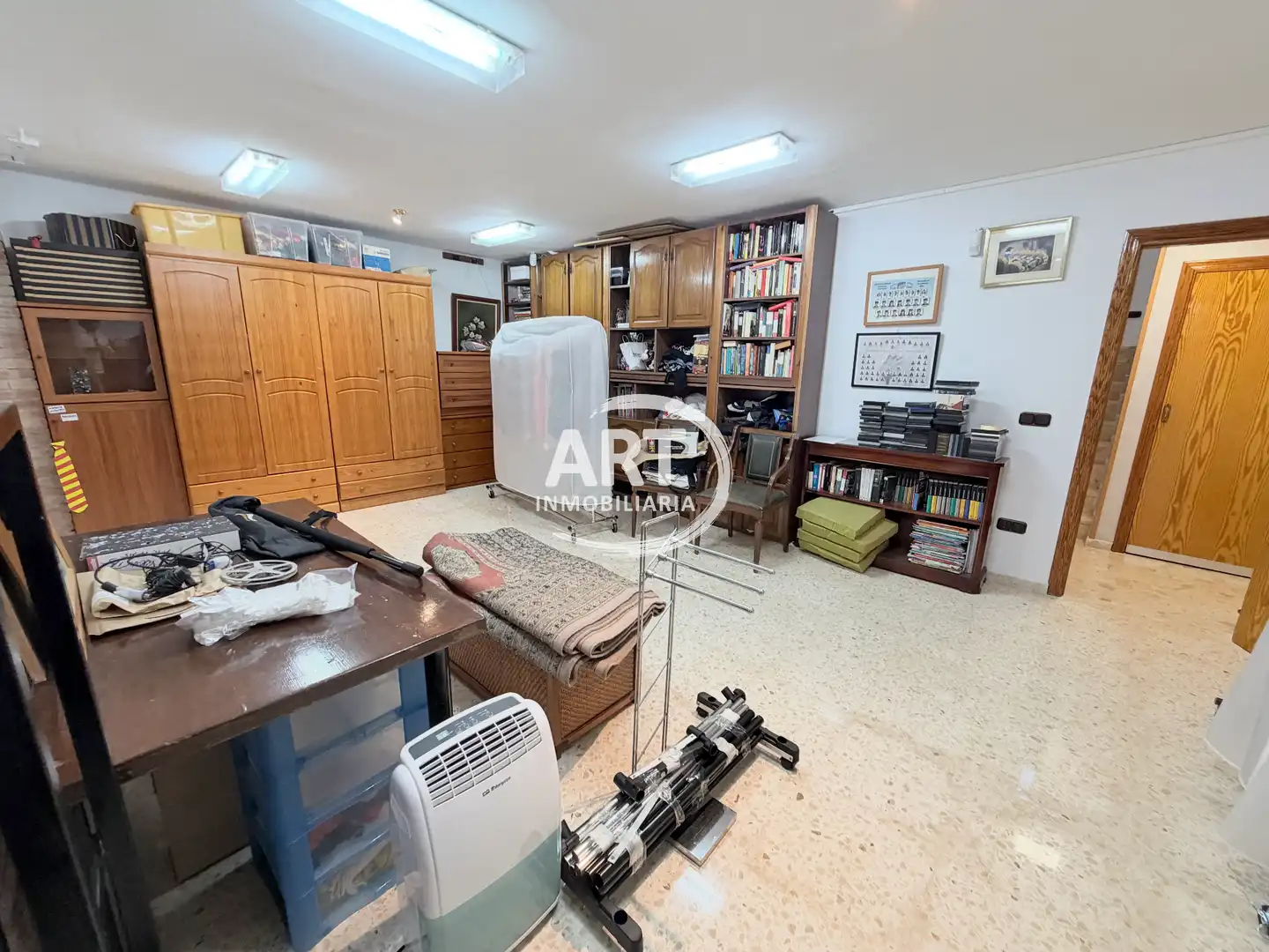 Houses for sale in Riba-roja de Túria  with Air Conditioner, Heating and Private garden