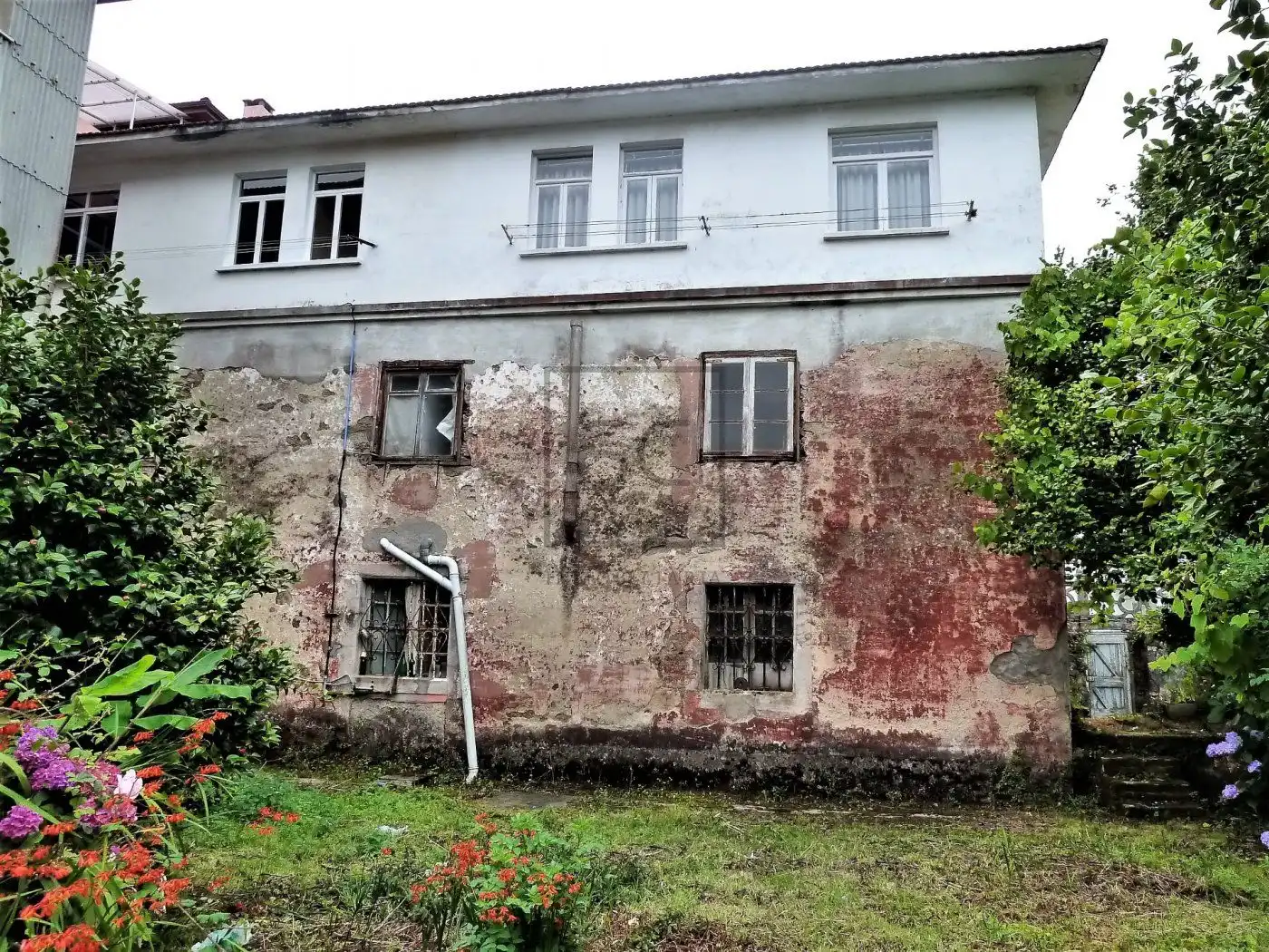 Casa o xalet en venda a LANDROVES, A Malata - Catabois - Ciudad Jardín