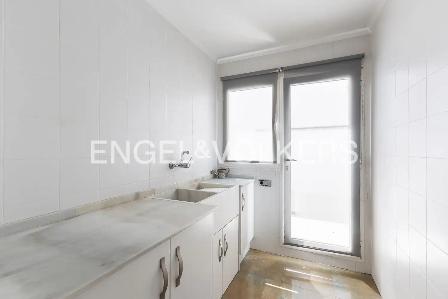 Kitchen of Houses for sale in Villanueva de Castellón  with Air Conditioner, Heating and Terrace