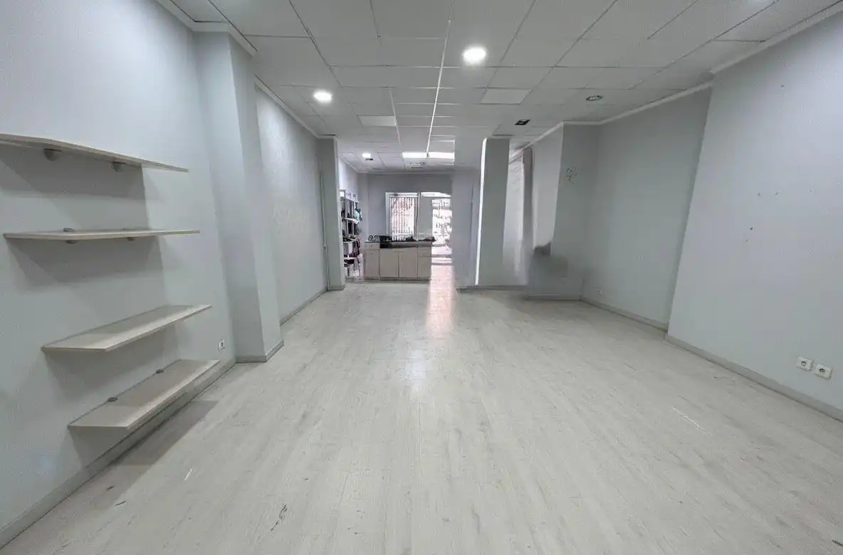 Local en venta en Carlet