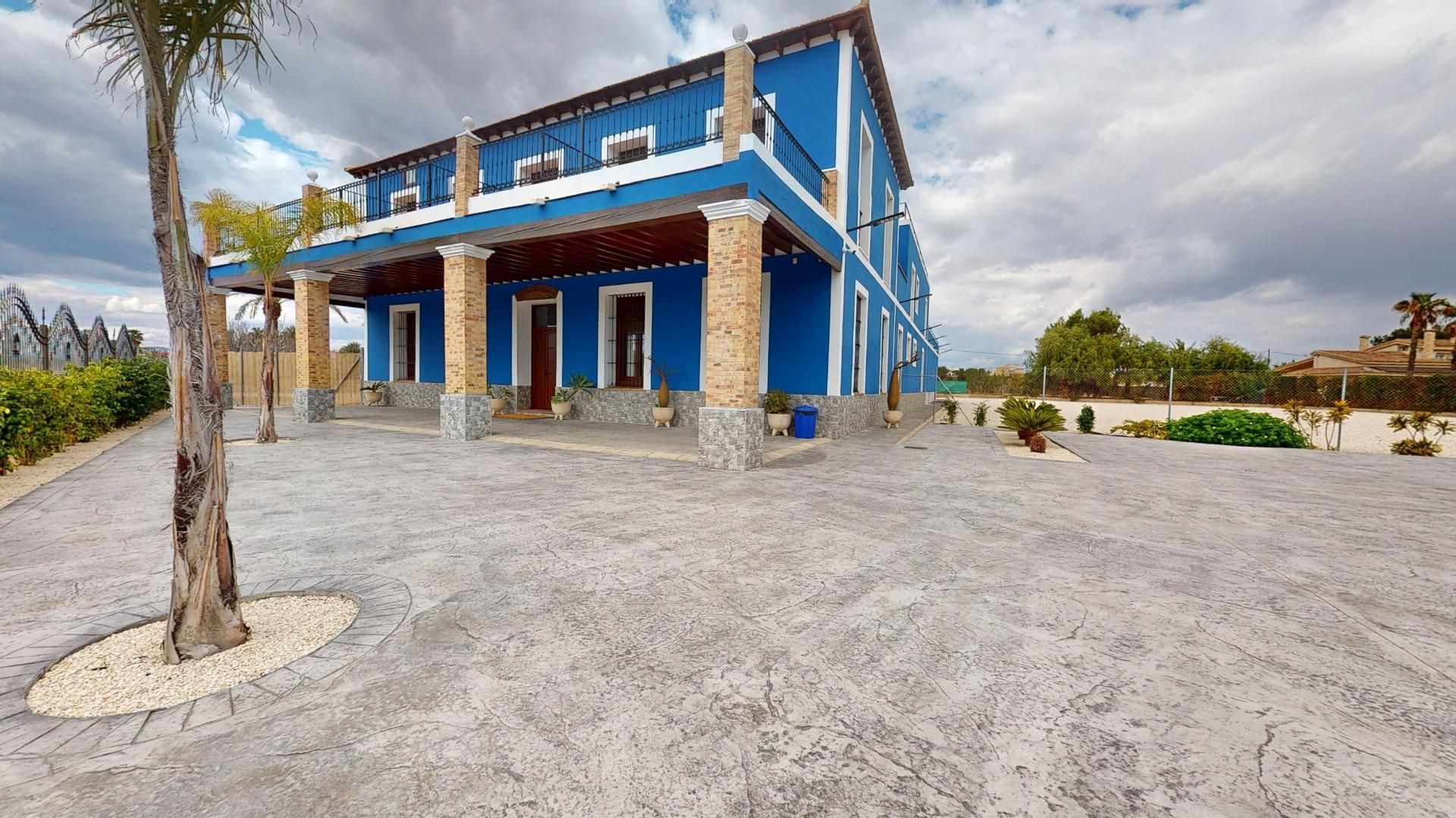 Exterior view of Country house for sale in Elche / Elx  with Air Conditioner, Heating and Private garden