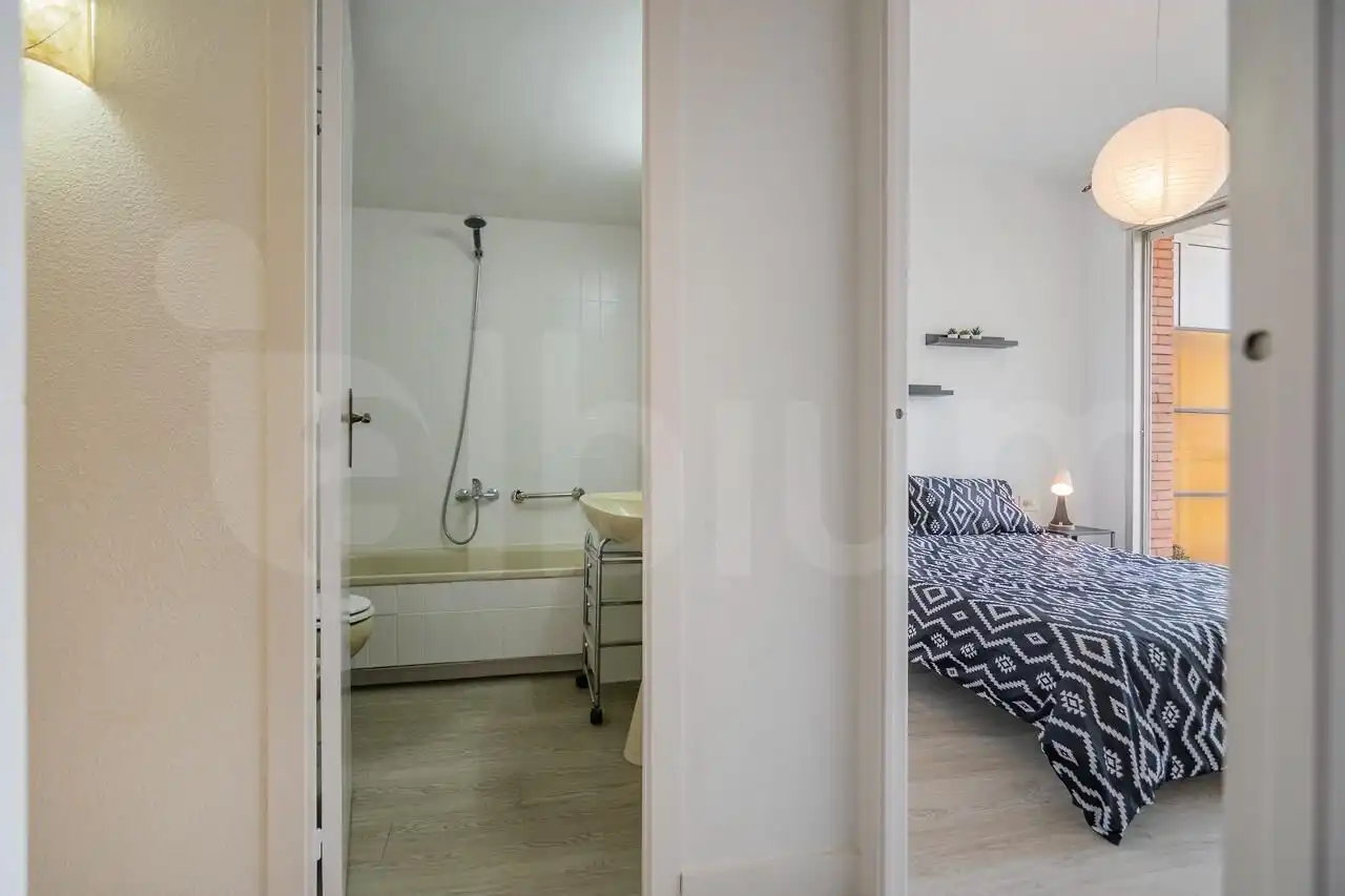 Bedroom of Flat for rent in Barcelona  with Heating, Parquet flooring and Terrace