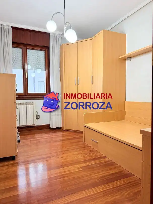 Bedroom of Flat for sale in Bilbao   with Heating and Furnished