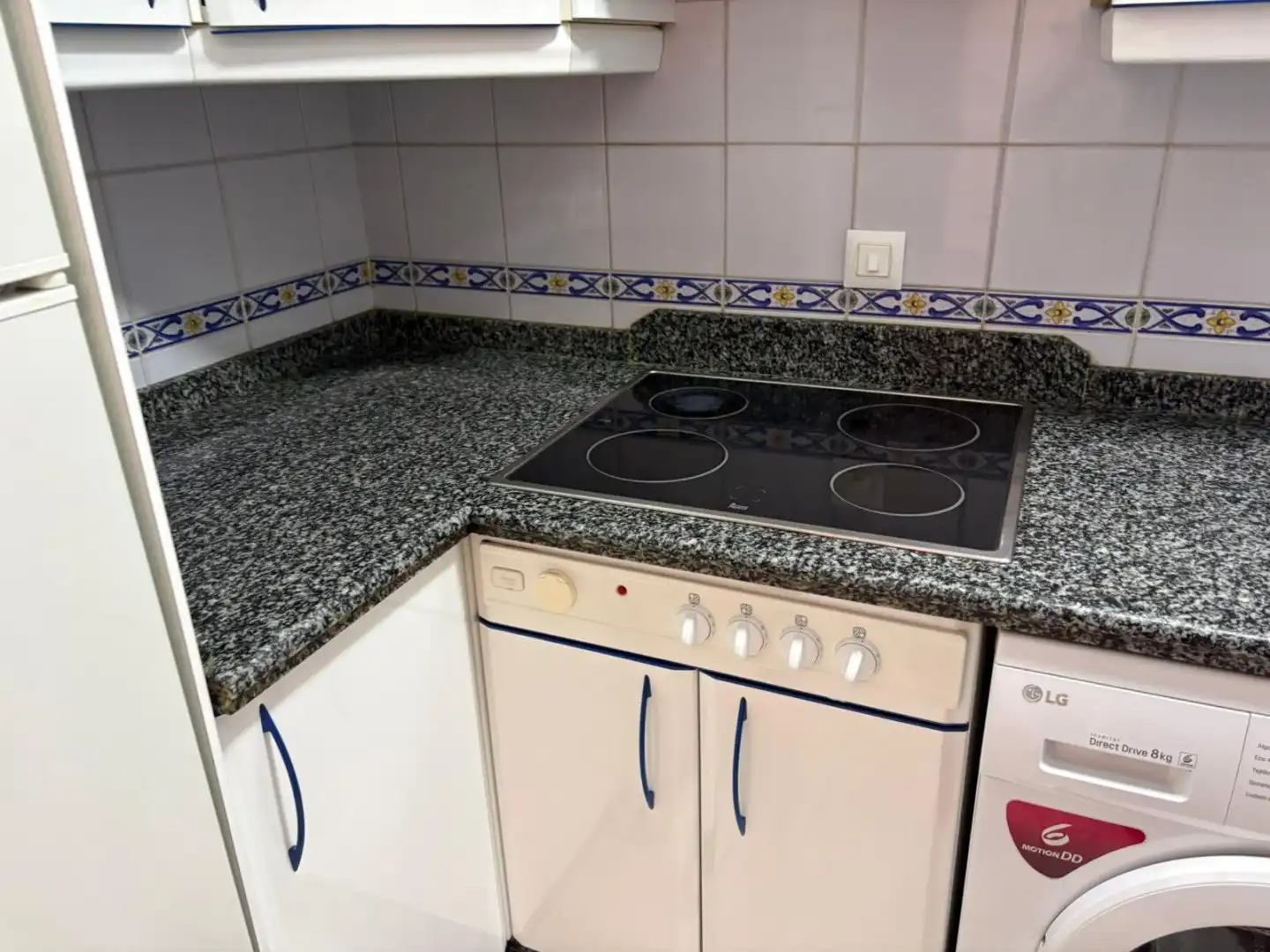 Cuina de Dúplex de lloguer en Sevilla amb Aire condicionat, Calefacció i Terrassa