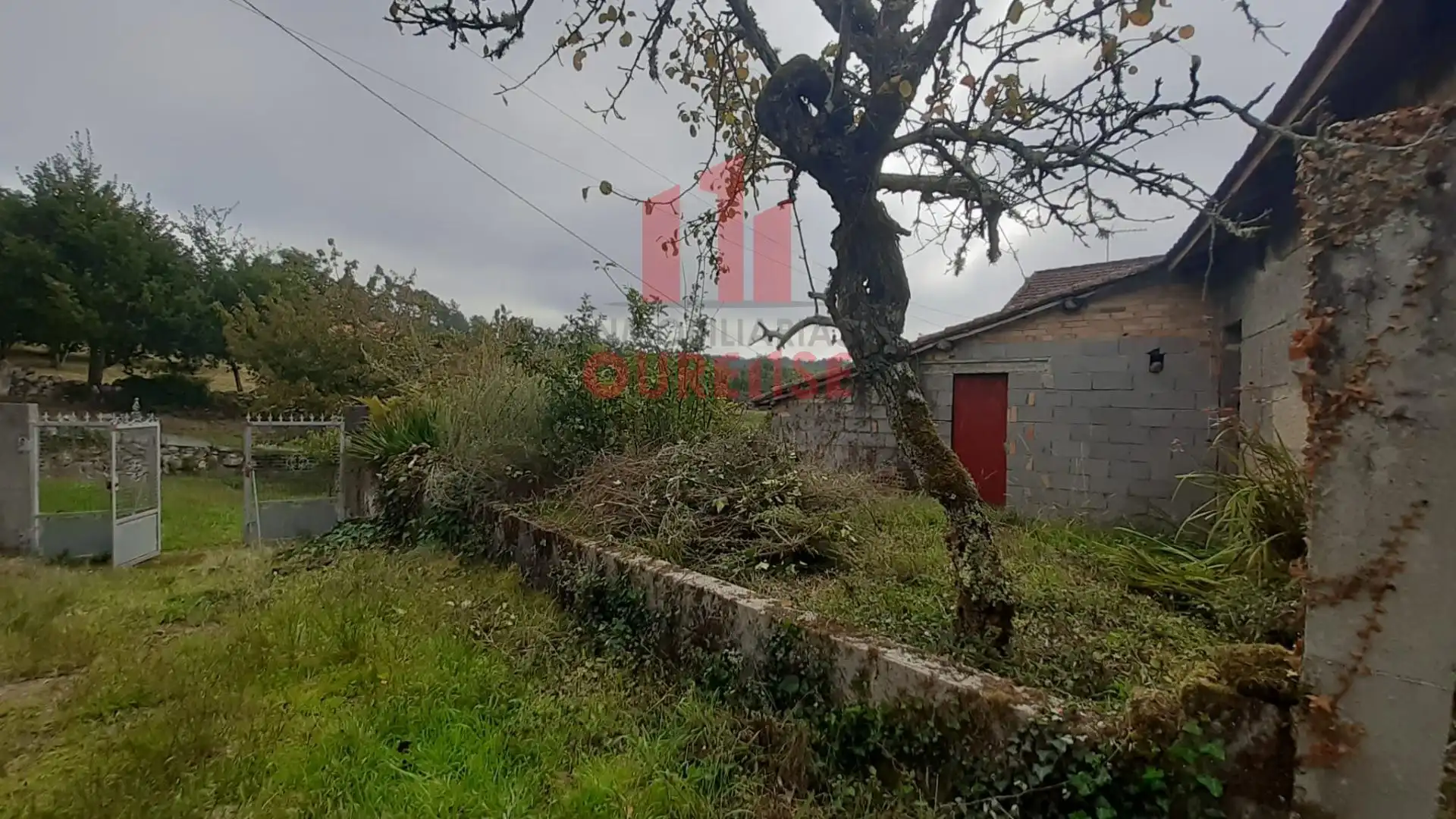 Casa con jardín en venta en Amoeiro, imagen 10