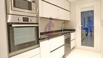 Kitchen of Apartment for sale in Elche / Elx  with Air Conditioner, Terrace and Community pool