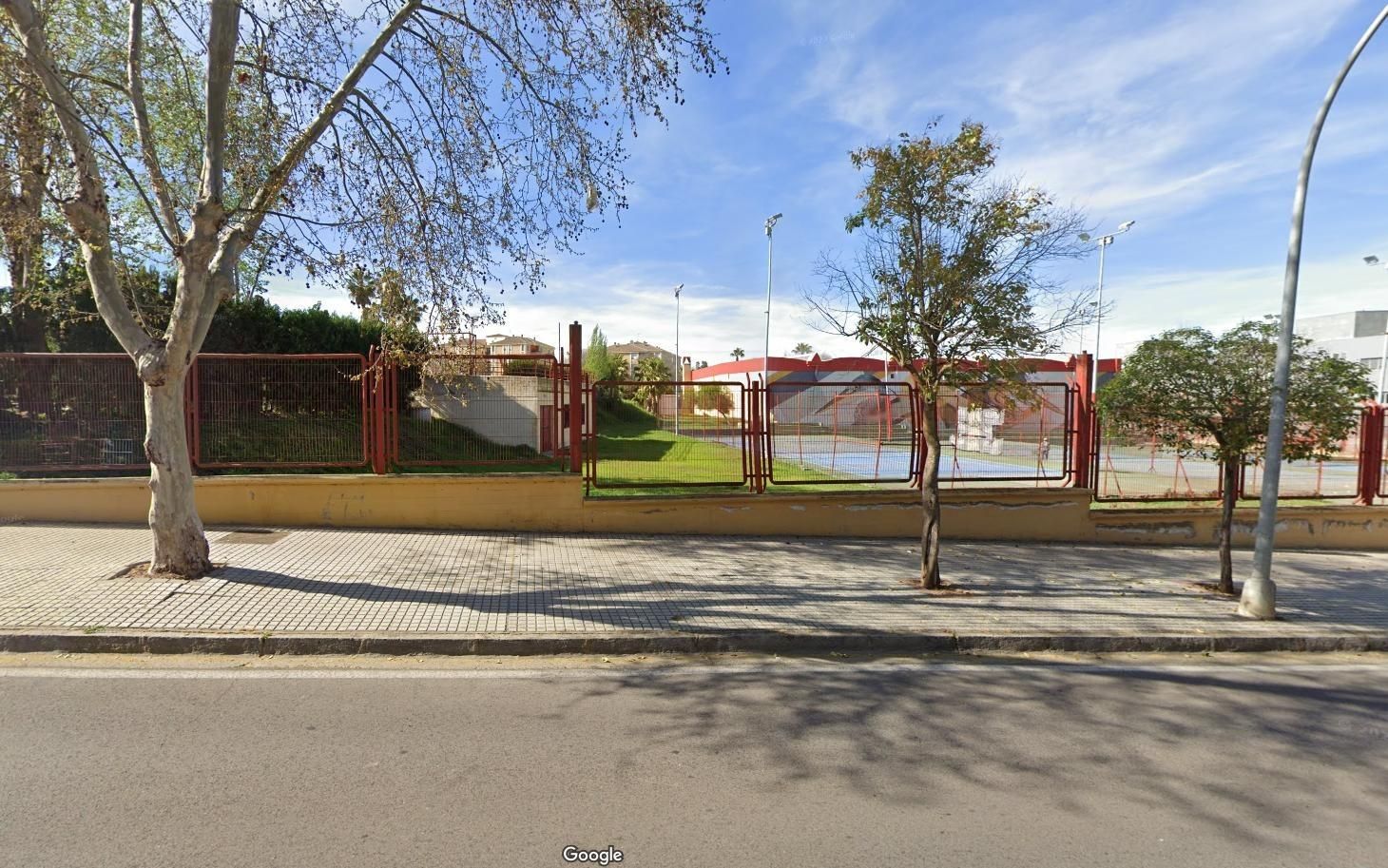 Vista exterior de Pis en venda en Mérida amb Terrassa i Balcó