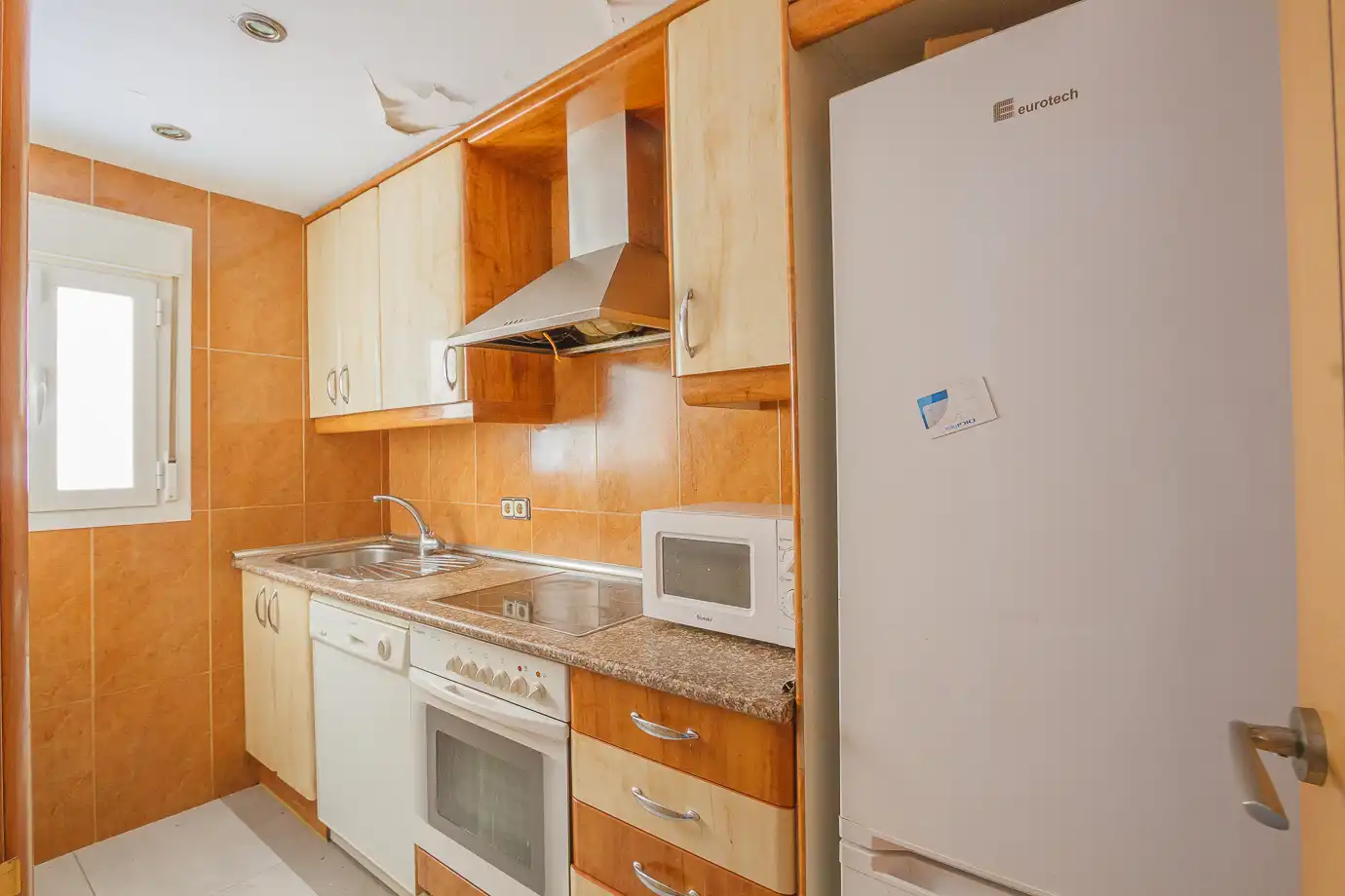 Kitchen of Flat for sale in Madrid  with Air Conditioner, Heating and Parquet flooring