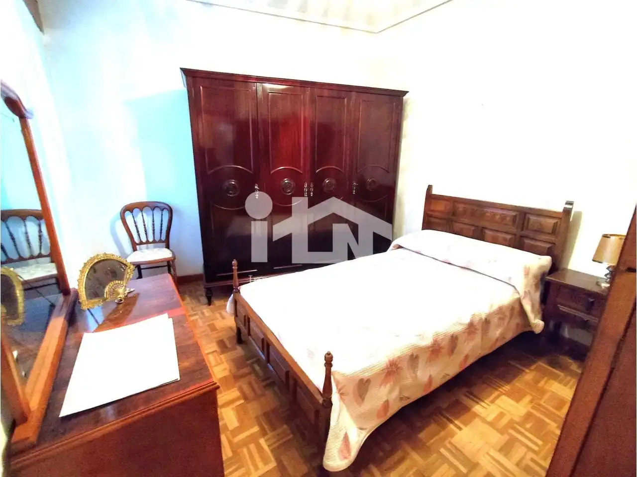 Habitación de Piso en venta en Las Navas del Marqués  con Calefacción, Parquet y Terraza