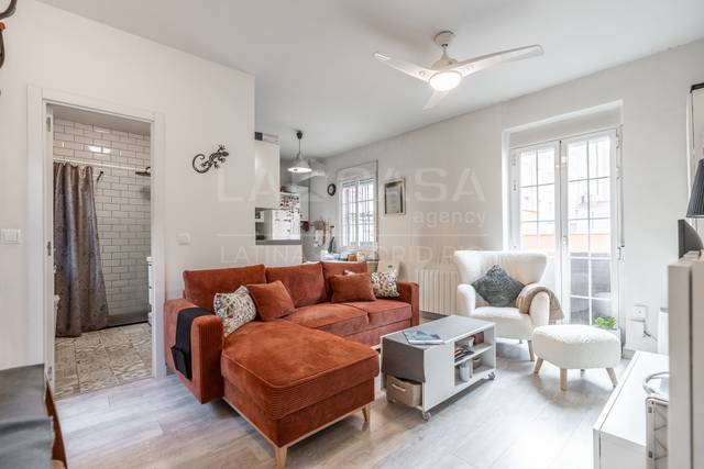 Piso en Venta en Calle de la Grandeza Española en Puerta del Ángel