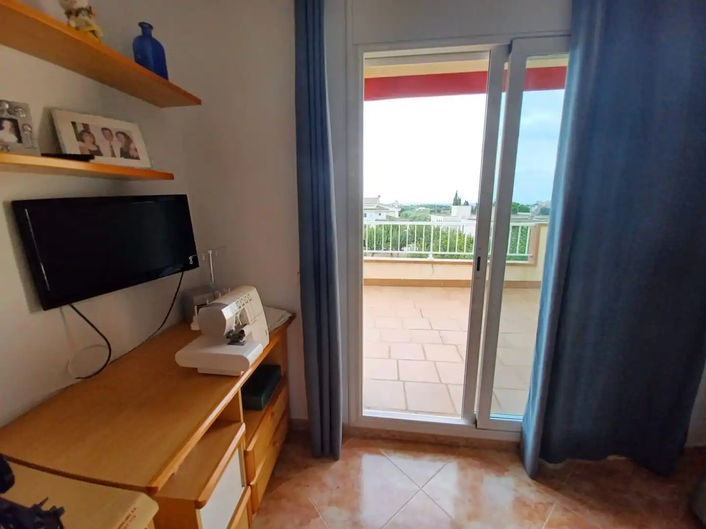 Habitación de Casa o chalet en venta en Pineda de Mar con Aire acondicionado, Calefacción y Jardín privado