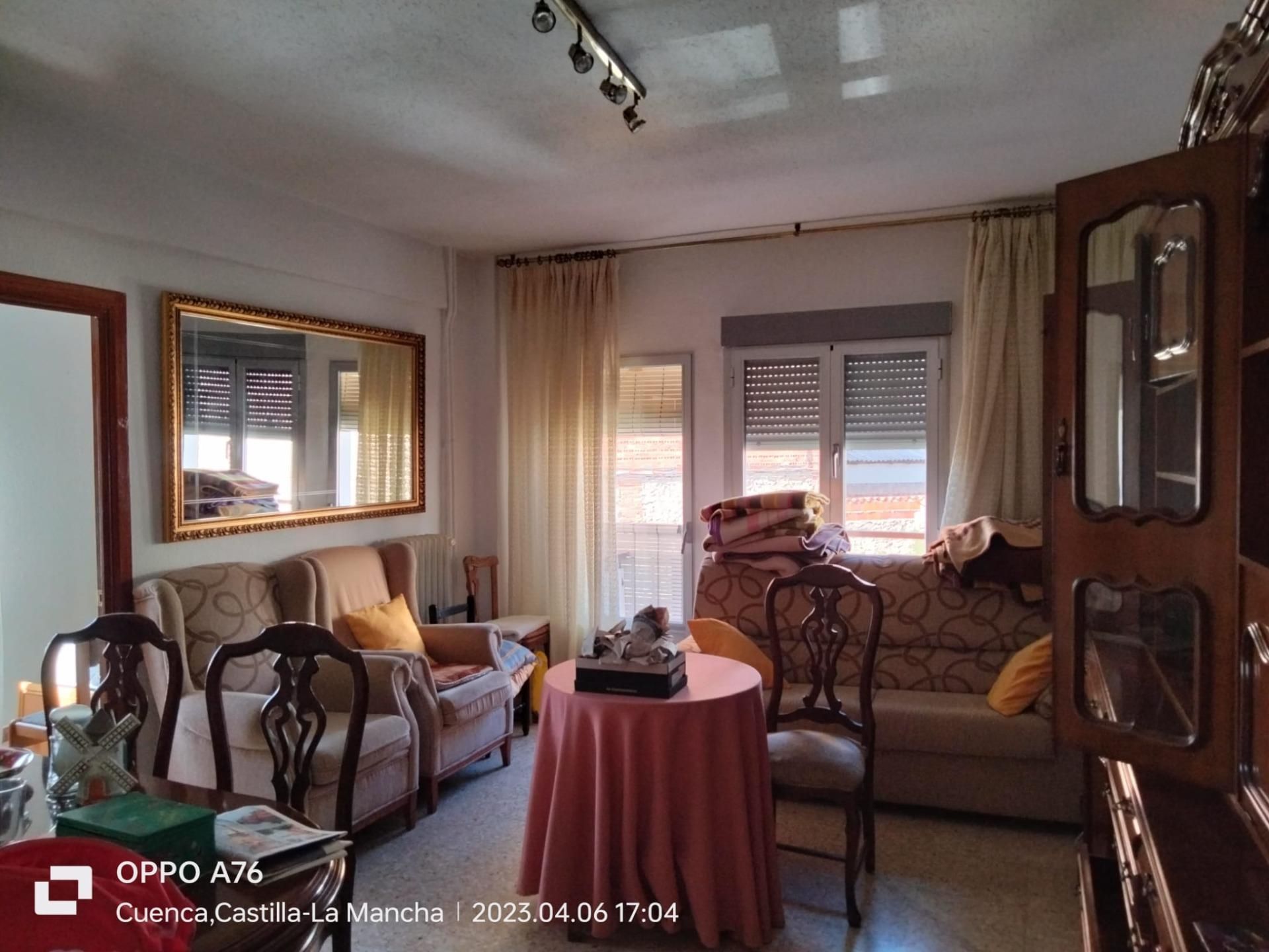 Living room of Flat for sale in Cuenca Capital  with Heating, Terrace and Storage room