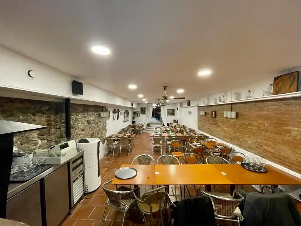 Local comercial en traspàs a Molins de Rei