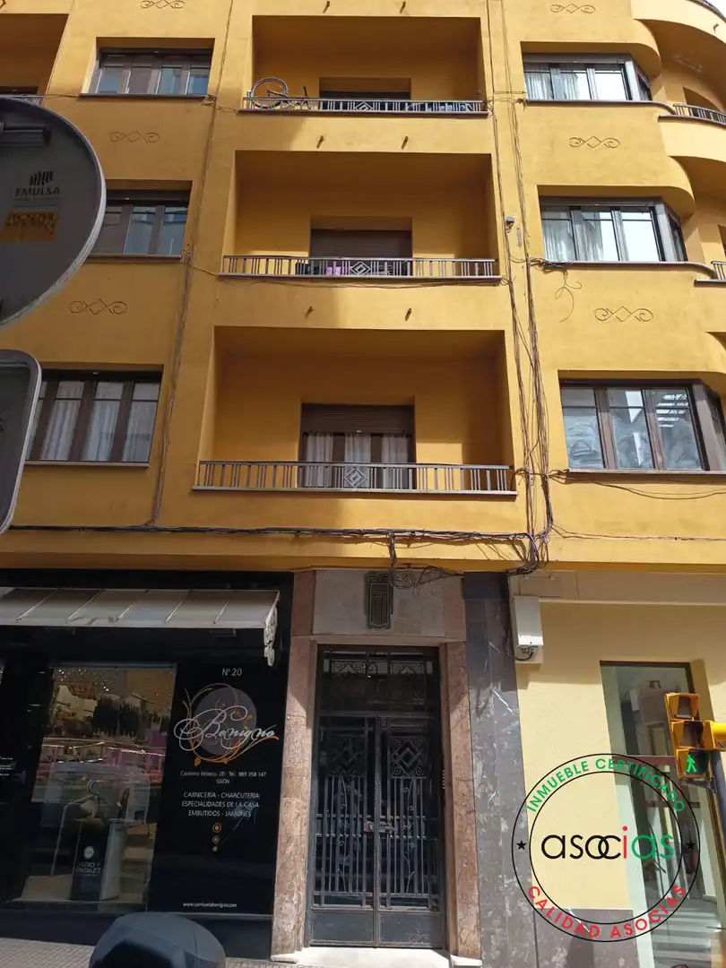 Pis de lloguer a CL CASIMIRO VELASCO, Barrio del Centro