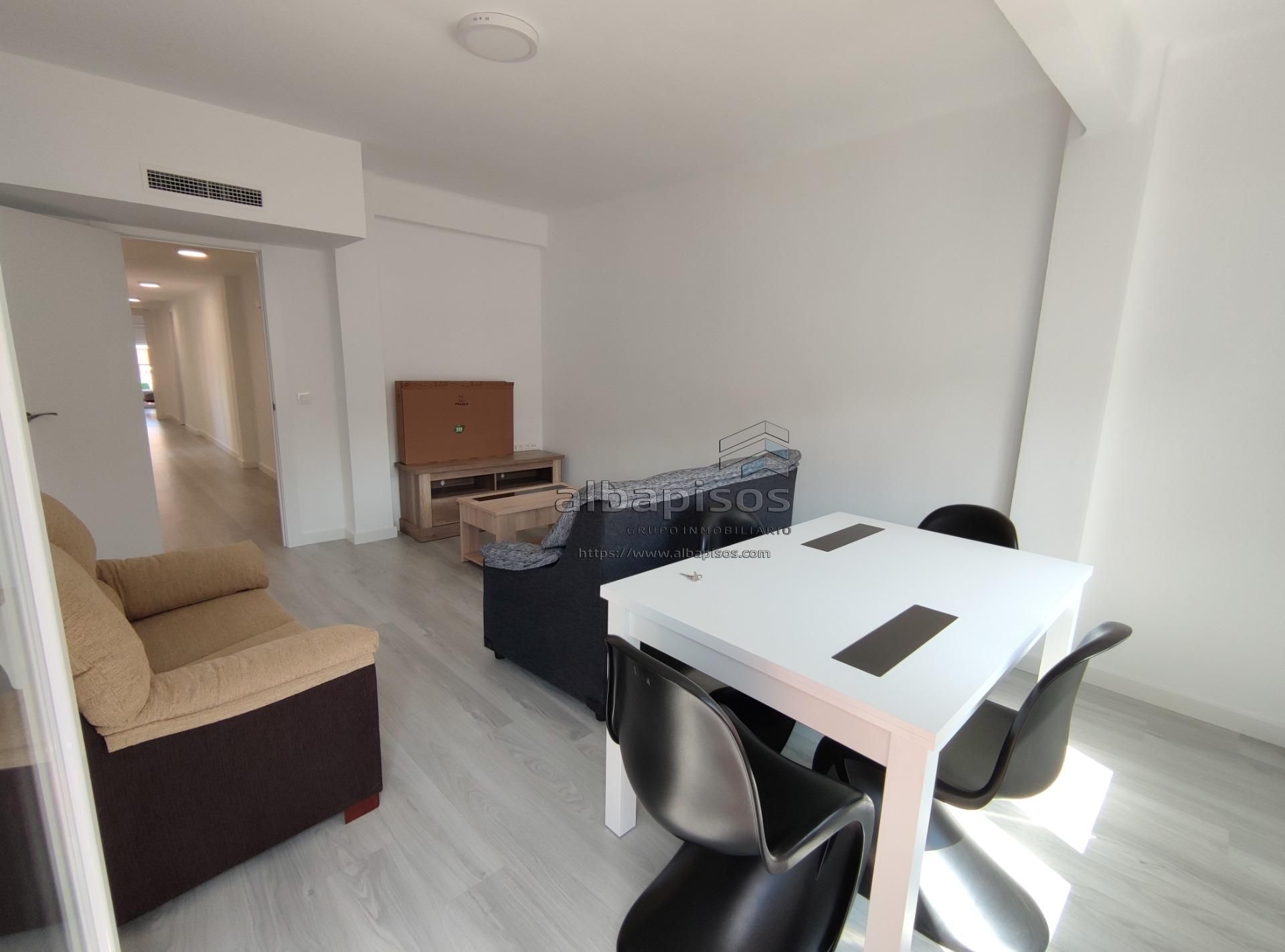 Sala d'estar de Pis en venda en  Albacete Capital amb Aire condicionat, Calefacció i Terrassa