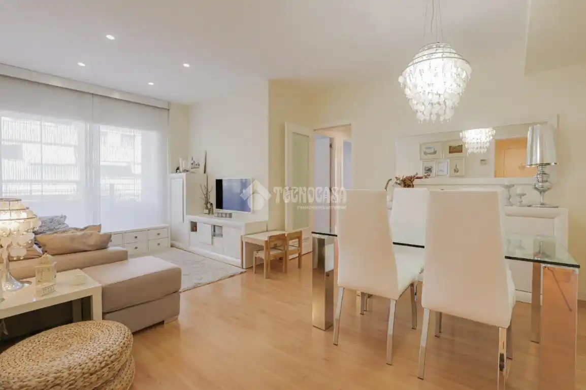 Living room of Flat for sale in Sant Boi de Llobregat  with Air Conditioner, Storage room and Balcony
