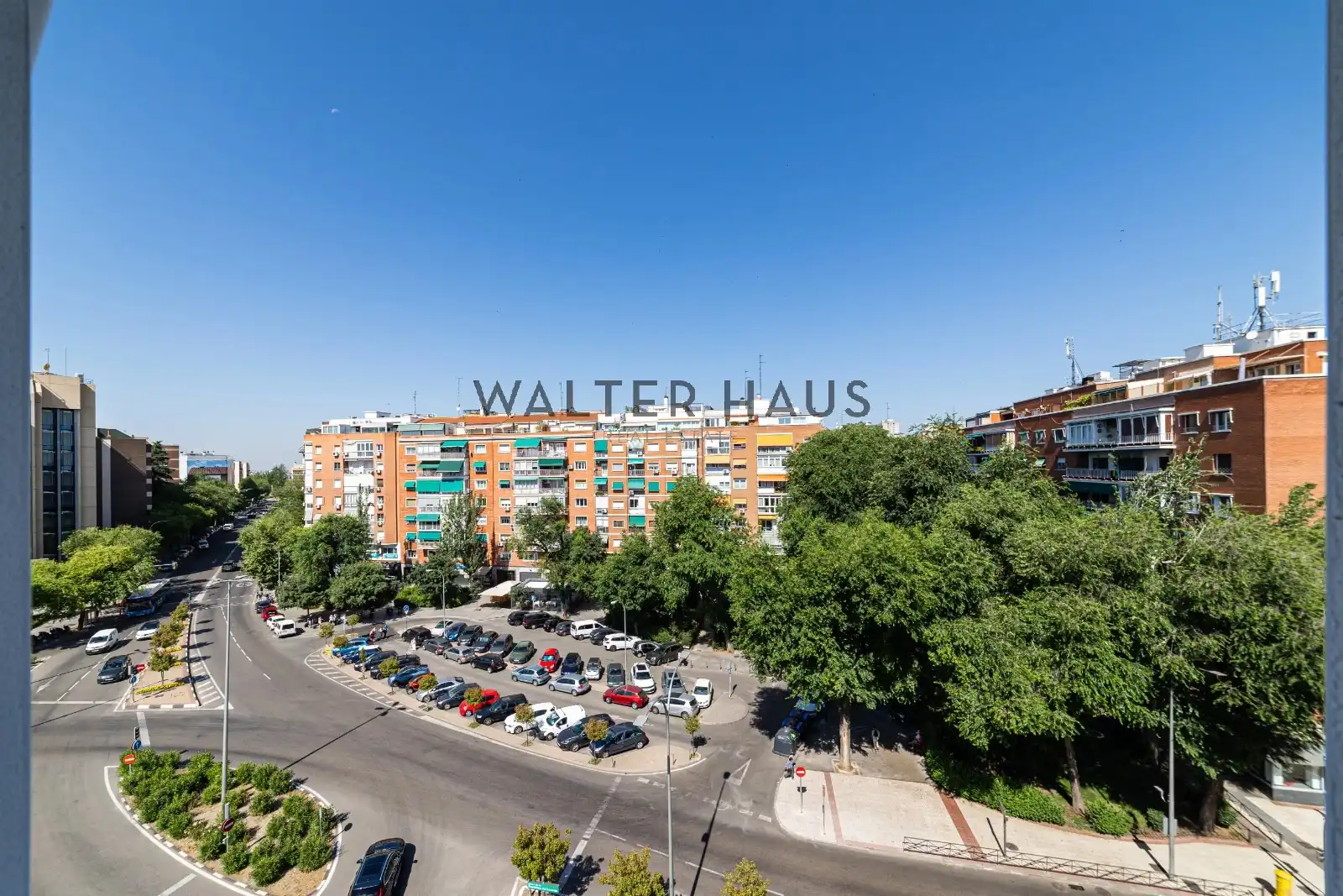 Vista exterior de Pis en venda en Madrid amb Aire condicionat, Calefacció i Moblat