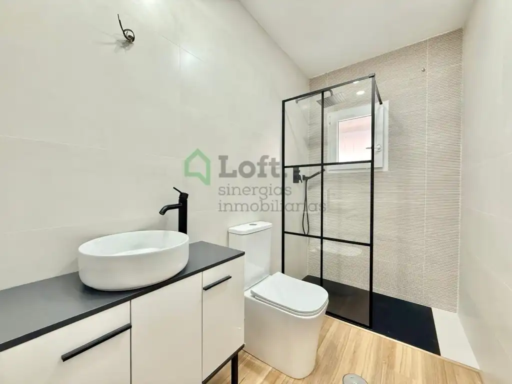 Bathroom of Apartments for sale in Badajoz