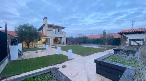 Foto 3 de Casa o chalet en venta en Calle Valdian, Cirueña, La Rioja