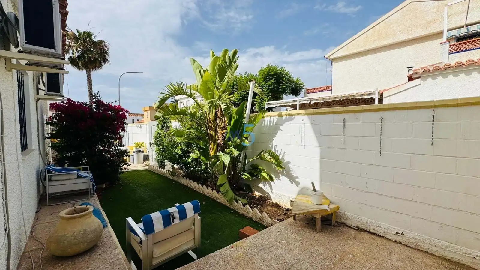 Jardí de Casa o xalet en venda en Orihuela amb Aire condicionat, Terrassa i Traster
