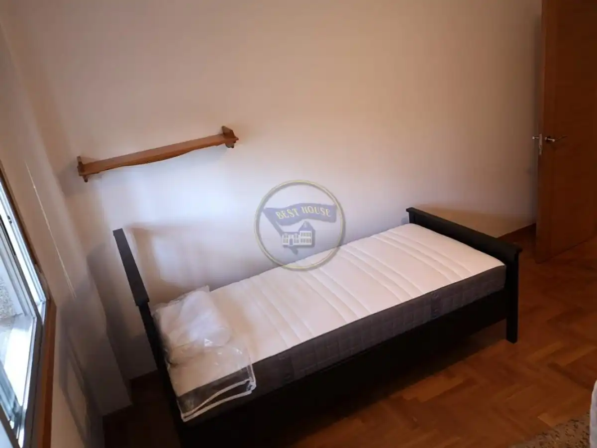 Bedroom of Flat for rent in Vigo   with Heating, Parquet flooring and Furnished