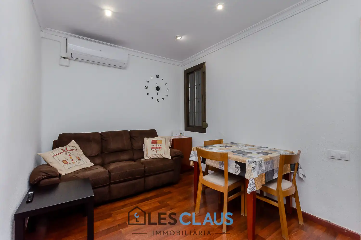Living room of Flat for sale in Barcelona  with Air Conditioner and Balcony