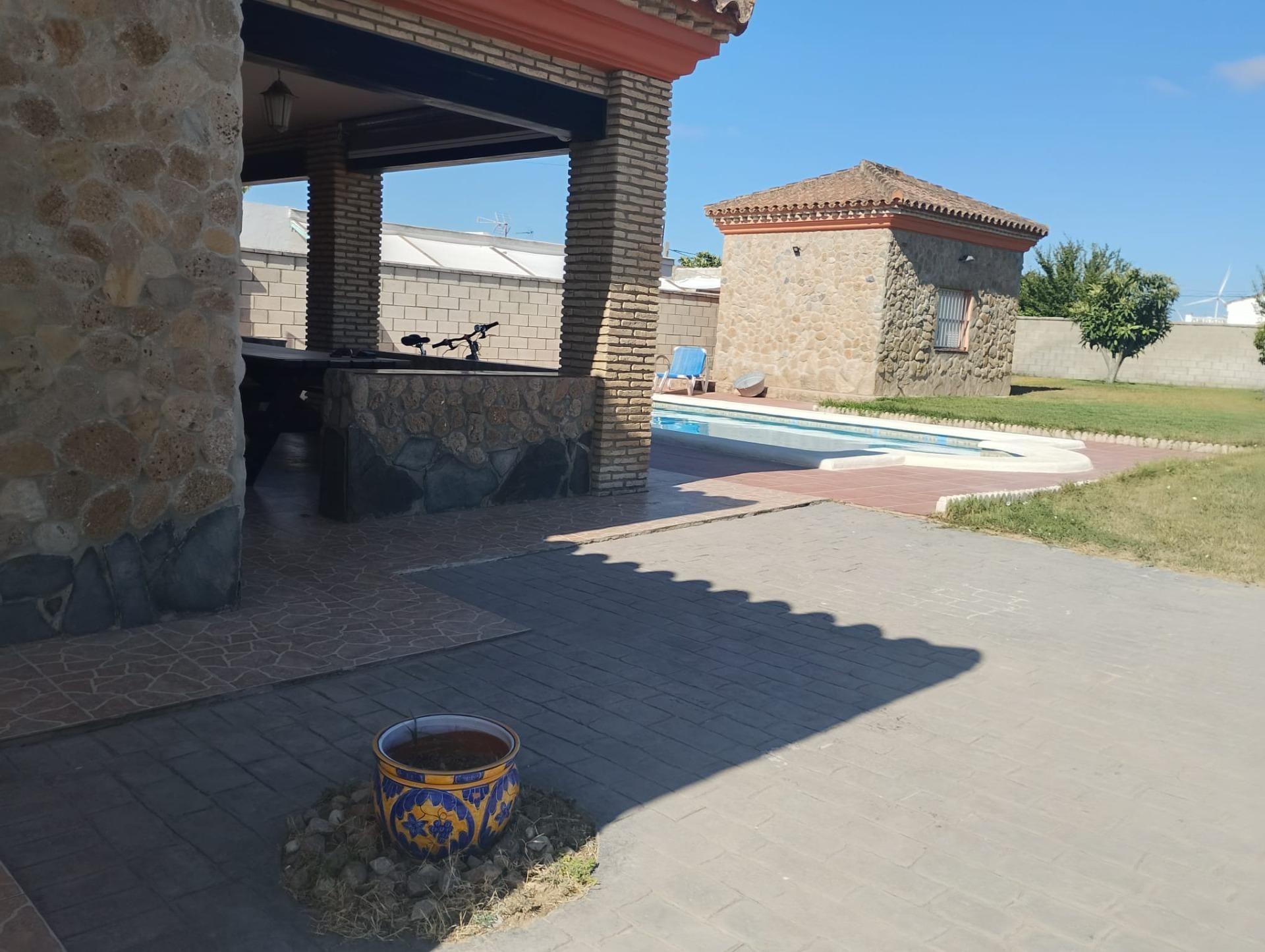 Swimming pool of House or chalet for sale in Chiclana de la Frontera  with Private garden, Storage room and Swimming Pool