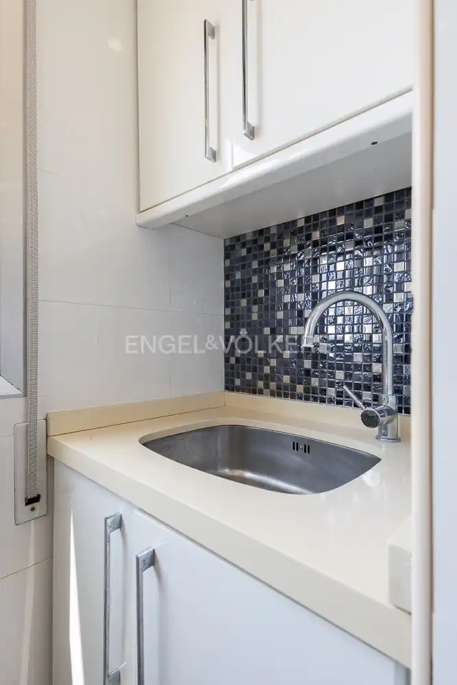 Küche von Dachboden zur Miete in Valencia mit Heizung, Terrasse und Abstellraum