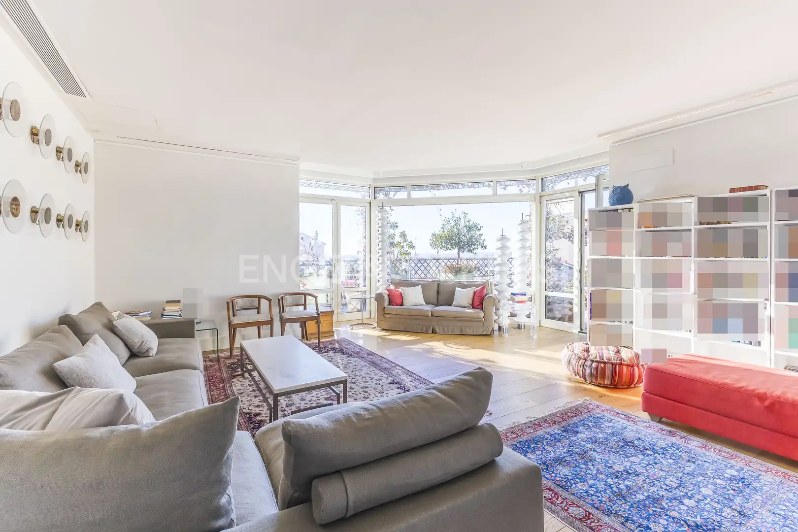 Wohnzimmer von Dachboden zum Verkauf in Madrid mit Klimaanlage, Heizung und Terrasse