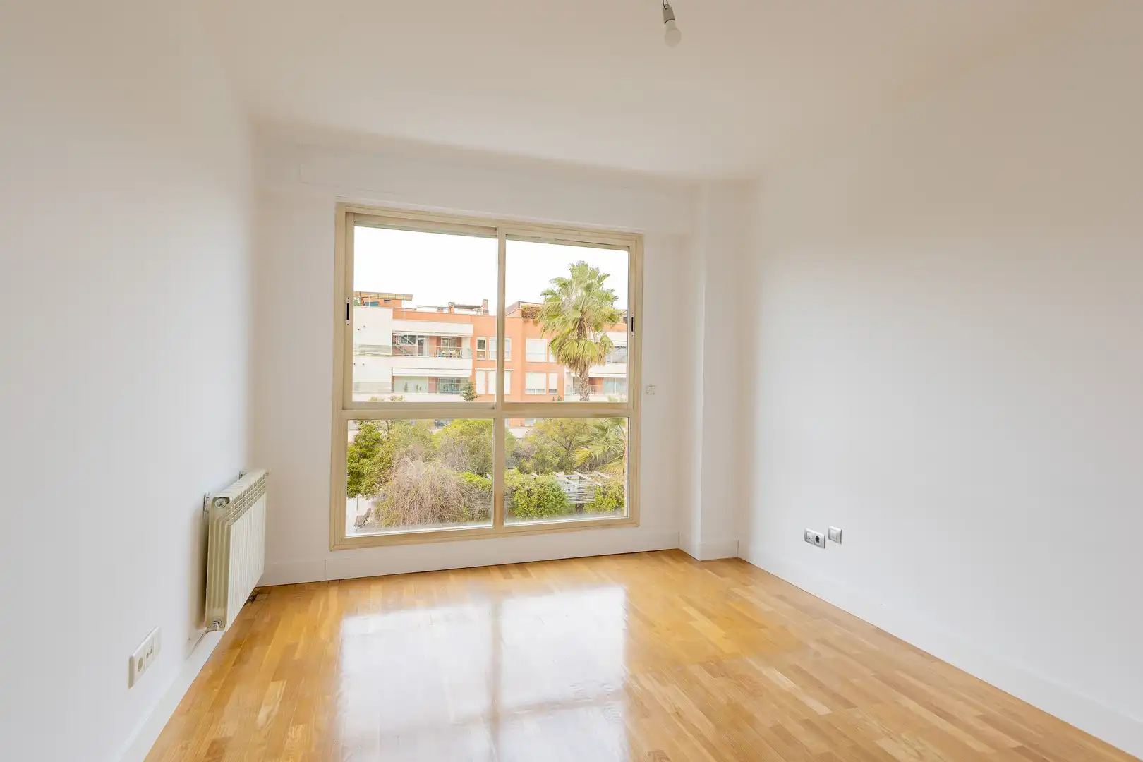 Habitación de Piso de alquiler en Pozuelo de Alarcón con Aire acondicionado, Calefacción y Jardín privado